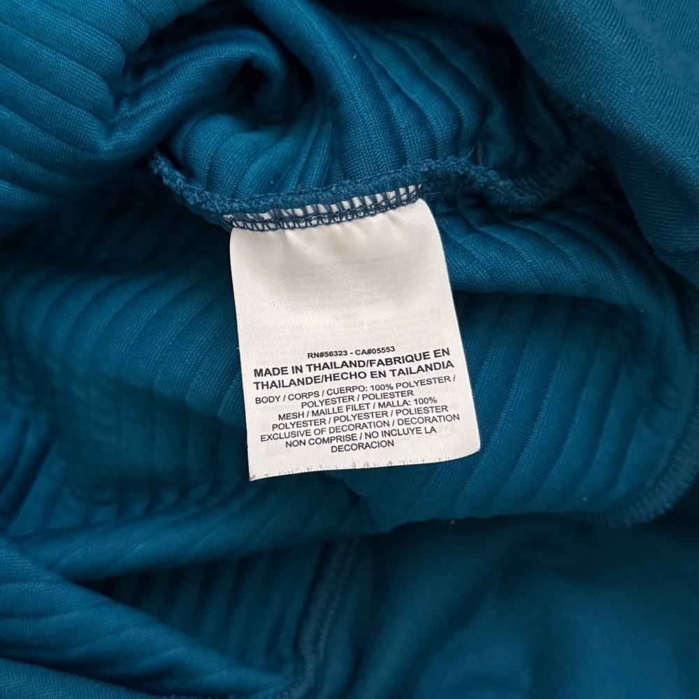 Nike Dri-Fit Crop Ribbed Hoodie - Picture 4 of 4